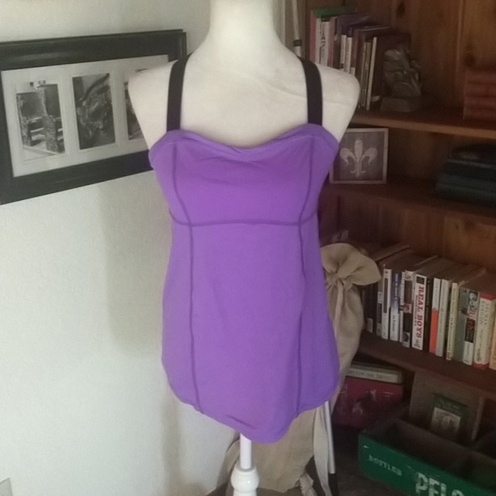 Lulemon run catch me top in power purple